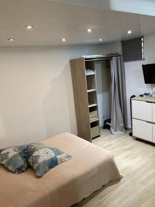 Agreable Logement, Bien Situe Schoelcher Exteriör bild